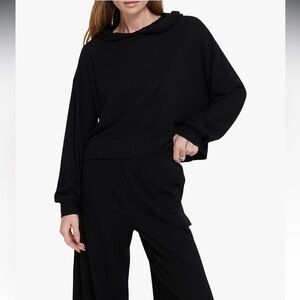 Spiritual Gangster Women's Mila Pullover x-small NWOT